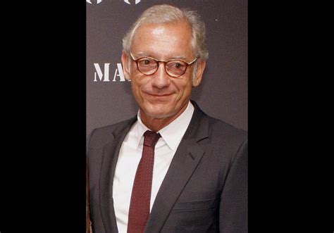 Isak andic ermay (born 1953) is a spanish billionaire businessman, the founder and largest shareholder in the clothing retail chain mango. El hombre más rico de España 2011