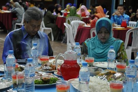 Nibong tebal is one of the major town of the city of seberang perai, penang, malaysia. Ustazah Siti Mahaya Ahmad: Aktiviti Kolej Vokasional Arau