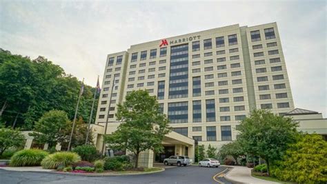Pittsburgh Airport Marriott Review Park And Fly