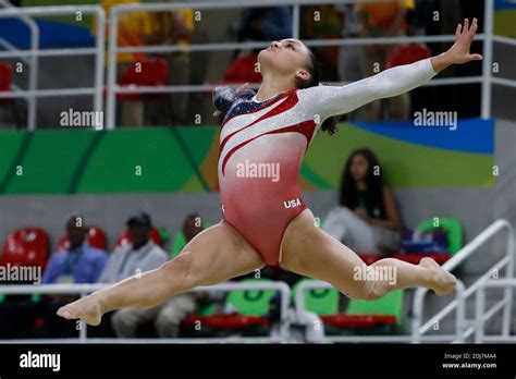 Usas Lauren Hernandez The Superstar Of The Us Women Gymnastics Team Who Won The Artistic