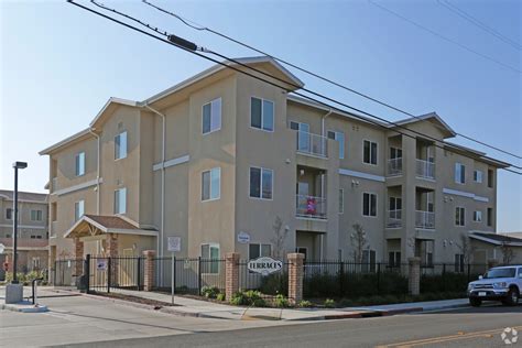 Sierra View Terraces Apartments In Reedley Ca