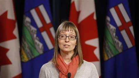 U of a vaccination working group report. Alberta facing 'exponential growth' of COVID-19 cases: top doctor | paNOW