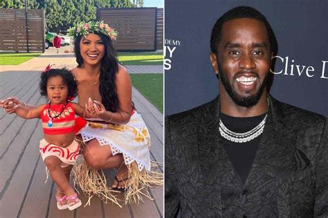 Diddy S Daughter Love Smiles In Sweet Matching Moana Costumes With Mom Dana Tran