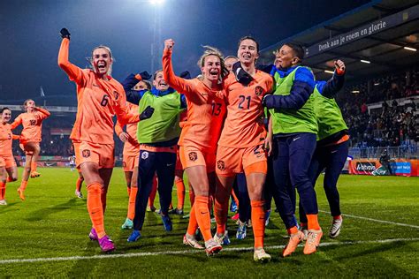 Jansen Op Spectaculaire Wijze Met Oranje Leeuwinnen Naar Final Four