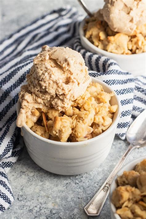 Deep to bright red and sometimes slightly striped, rome apples are tangy, very firm and dense. Shortbread Apple Crumble - Good Things Baking Co | Recipe ...