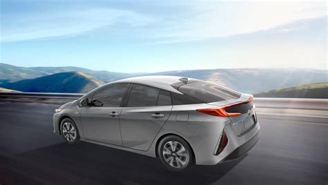 Toyota Prius Prime Plug In Hybrid Revealed Carsession