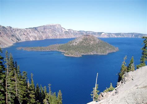 Crater Lake National Park And The Rogue River Crown