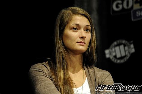 She does have a win over current champion rose namajunas, which. Kowalkiewicz kontra Chojnoska o pas na KSW 22 | MMAROCKS