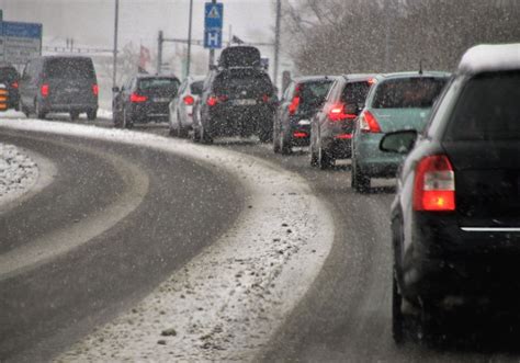 Kann mir einer sagen, wann diese kataloge in den rb erscheinen? Wann kommt der Winter zurück?