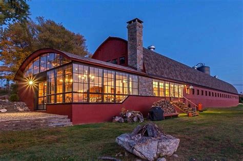 Beautiful American Barns That Have Been Turned Into Dream Homes