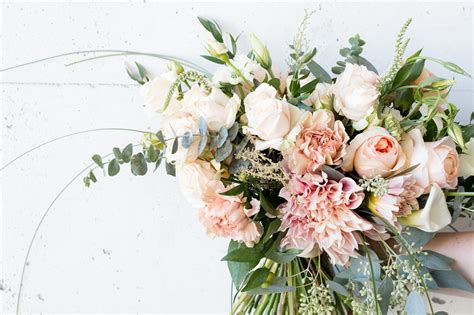 Gambar bunga untuk undangan background undangan background undangan pernikahan bunga 12 gambar wallpaper bunga ini diatas tersebut diatas gambar. 14+ Foto Bunga Mawar Nikah - Gambar Bunga Indah