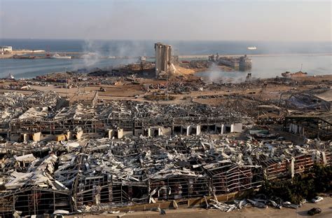 One News Look Aftermath Of Tuesdays Blast In Beiruts