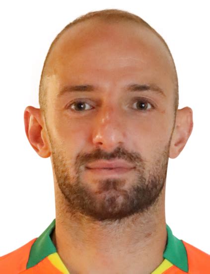 Son sandıkta kaybetmesine rağmen gösterdiği büyüklükle gecenin kazanınlarından biri olmuştur. Efecan Karaca - Player profile 20/21 | Transfermarkt
