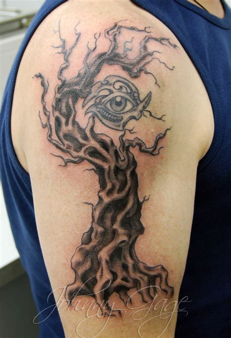 Gothic Tree Tattoo Tattooed By Johnny At The Tattoo Studi Flickr