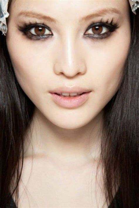 Tout Ce Qu Il Faut Savoir Sur Le Bon Maquillage Asiatique Maquillage