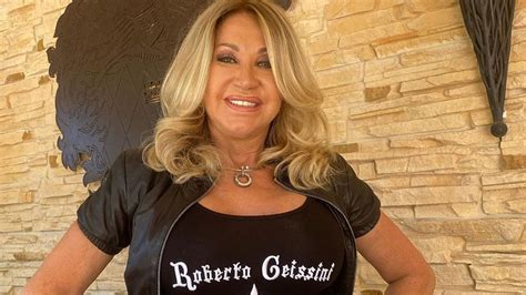 Willkommen auf der offiziellen seite von carmen geiss. "Schlechte Fotomontage": Carmen Geiss kann Fans mit ...