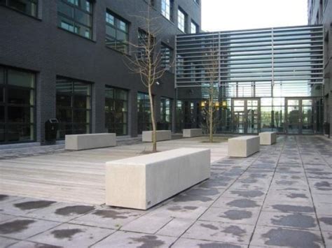Etris bank provides payments, trade finance, and investment financing. Tetris Bank | Bänke + Stühle in Beton