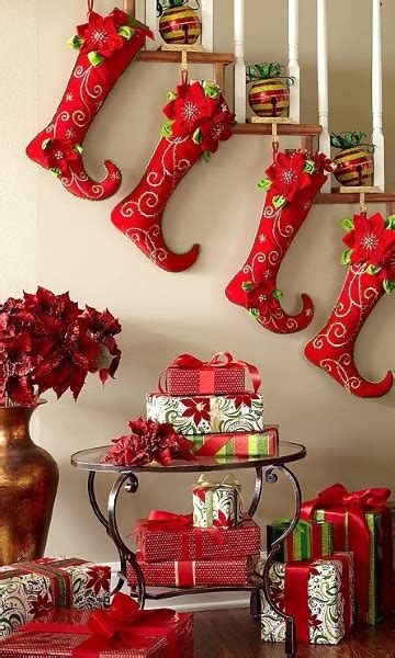 See more ideas about wedding staircase, wedding staircase decoration, staircase decor. Christmas Staircase Decorating Ideas - Pink Lover