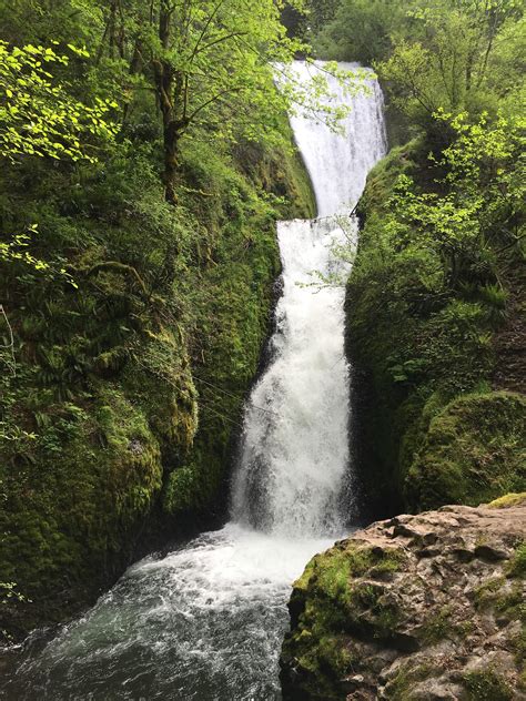 Portland Oregons Bridal Veil Falls Routdoors