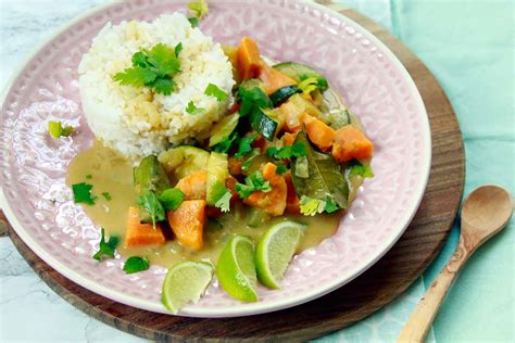 Thaise groene curry met zoete aardappel