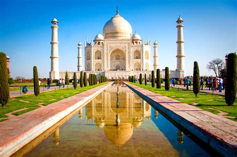 The tāj mahal is a mausoleum located in agra, india. Must Visit Taj Mahal Once In Lifetime - The WoW Style