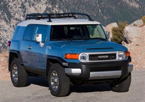 2014 Toyota Fj Cruiser Overview Cargurus