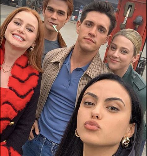 New Season Riverdale Starts Filming Season 6 End Of August In Vancouver Laptrinhx News