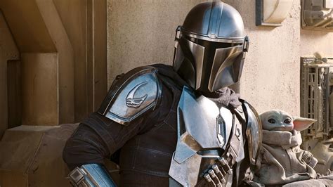 And that happened halfway through filming. Pedro Pascal Reportedly Wants The Mandalorian To Ditch His ...