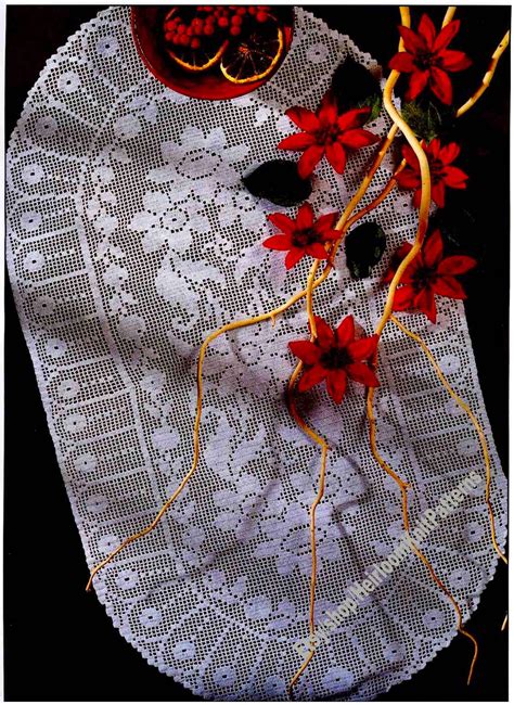 Poinsettias Filet Crochet Doily Table Runner Vintage Crochet | Etsy