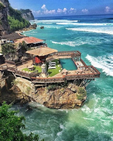 Tempat Wisata Di Uluwatu Bali Tempat Wisataku