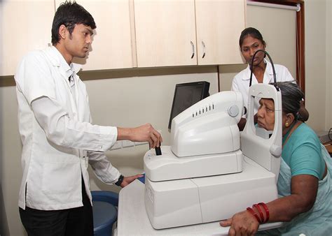 Eye Checkup Camp Evista Eye Care Centre Nagpur India L Lasik Laser