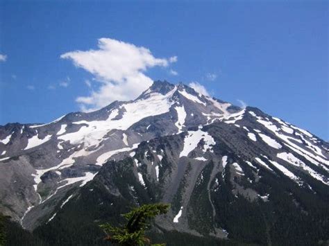View Of Mt Jefferson From The Photos Diagrams And Topos Summitpost