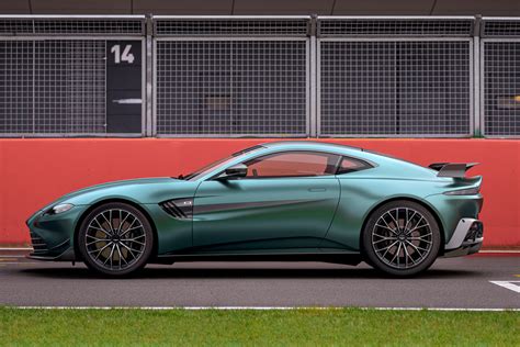 Celebrating Speed! The Aston Martin Vantage F1 Edition
