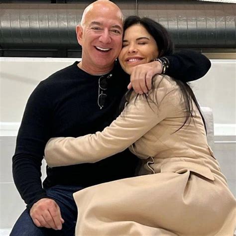 Jeff Bezos And Lauren Sánchez How It Started Vs How Its Going The Amazon Billionaire Seems