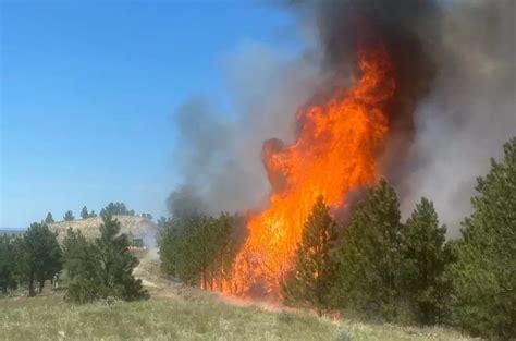 Photos Sweet Grass Fire Burns 273 Acres In Ne Wyoming