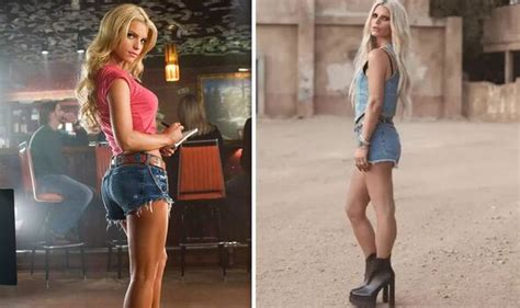Jessica Simpson Slips Back Into Daisy Dukes 18 Years After Movie Celebrity News