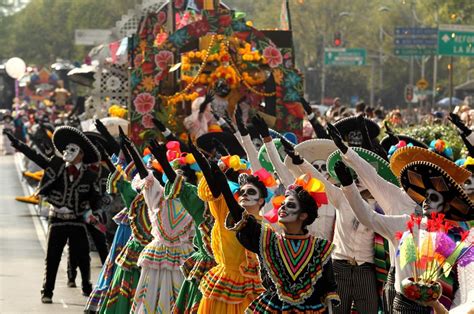 Mexico Citys Day Of The Dead Parade 2018 In Pictures Day Of The