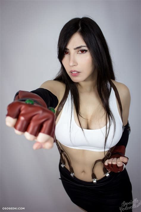 Danielle Vedovelli Final Fantasy Tifa Lockhart Naked Cosplay Asian