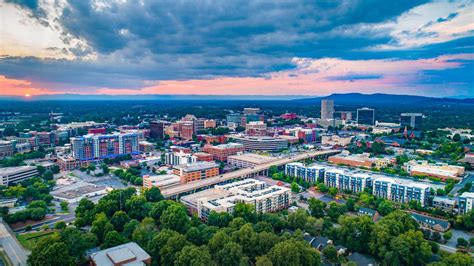 Greenville Sc Named A Top City For Retirees To Live Work Charlotte