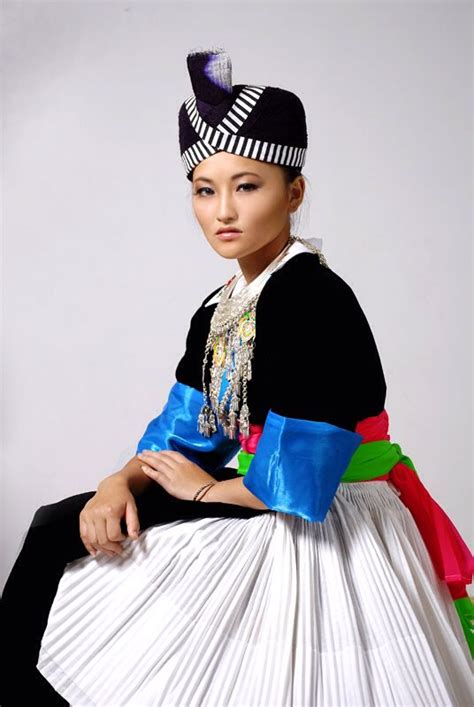 See more ideas about hmong people, hmong, people. Hmong Clothing | Hmong fashion, Hmong clothes, Traditional ...