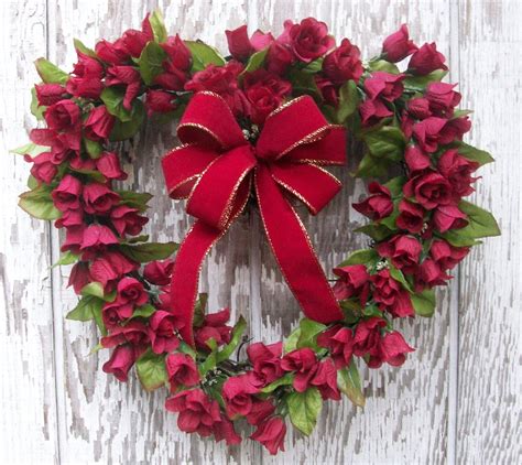20 Heart Melting Handmade Valentines Wreaths Christmas Wreath Design