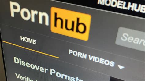 Bufera Su Pornhub Si Dimettono I Vertici Video Di Violenze Sessuali