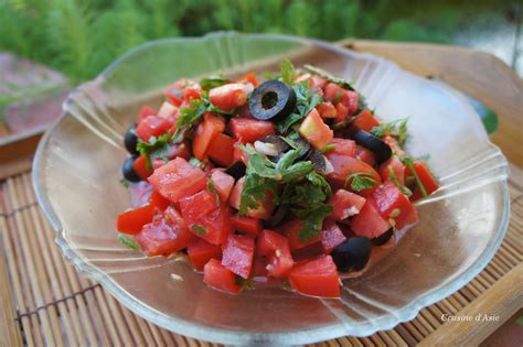 salade de tomates aux olives noires crusine d asie