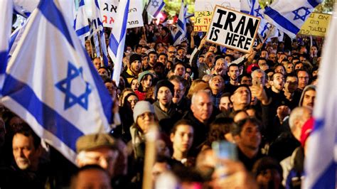 Israel: Zehntausende protestieren gegen die Regierung - ZDFheute