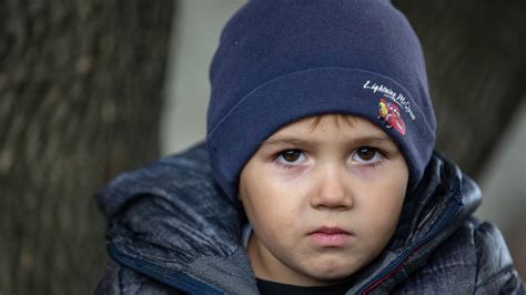 Ukraines Frontline Children