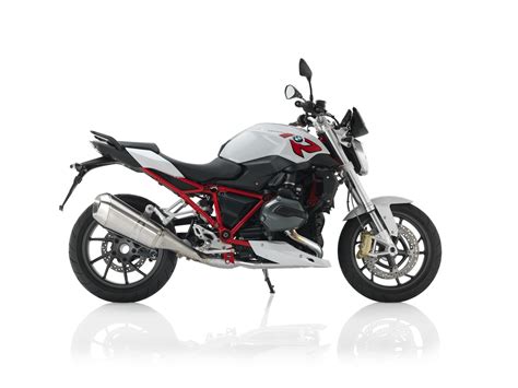It could reach a top speed of 124 mph (200 km/h). BMW R 1200 R specs - 2016, 2017, 2018, 2019, 2020, 2021 ...