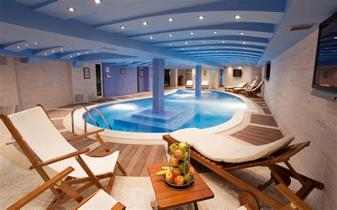 Luxury Indoor Swimming Pool Wallpaper 2560x1600 15109