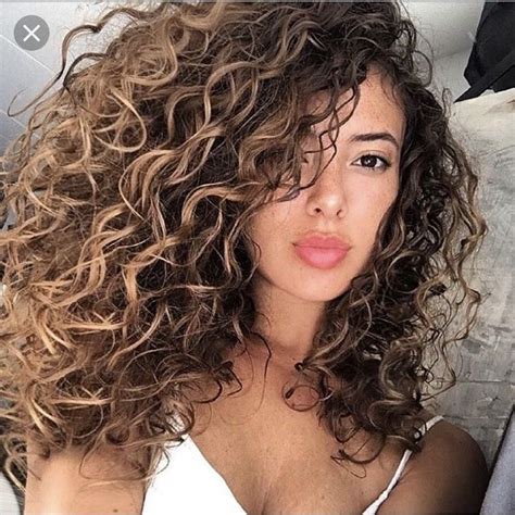 Pin By Jess Garcia On H A I R Long Hair Styles Highlights Curly Hair