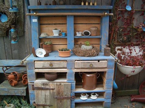 Selbstgebaute möbel aus paletten zu fertigen, hat vor allem einen vorteil: Gartentrend: Outdoor-Küchen | Ideen.Top | Möbel aus ...