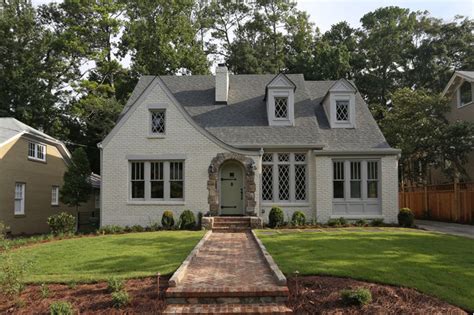 Click on an image to view it full size. Origins and Interpretations of the Bungalow Style Home